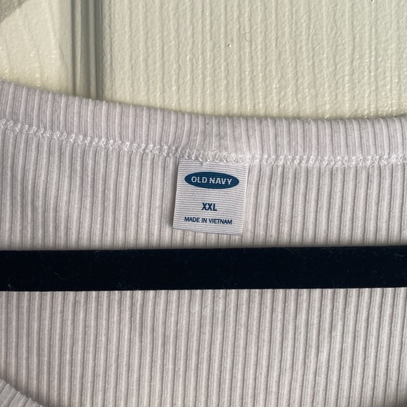 Old Navy white ribbed tee XXL - Picture 3 of 4